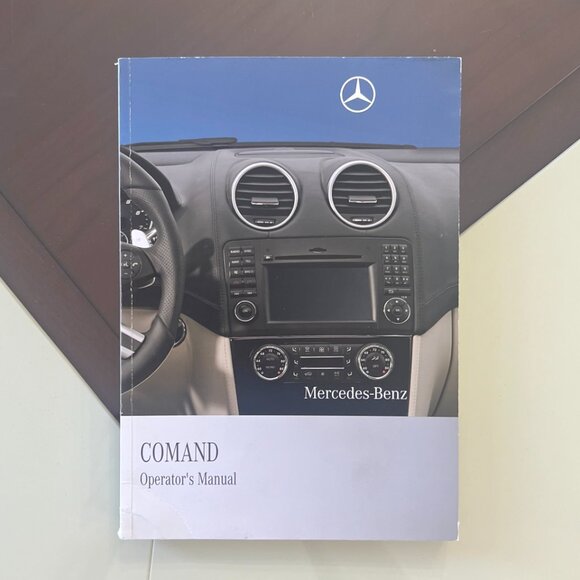 Mercedes-Benz 2010 ML-Class Owner Manuals with Portfolio! - Picture 5 of 16